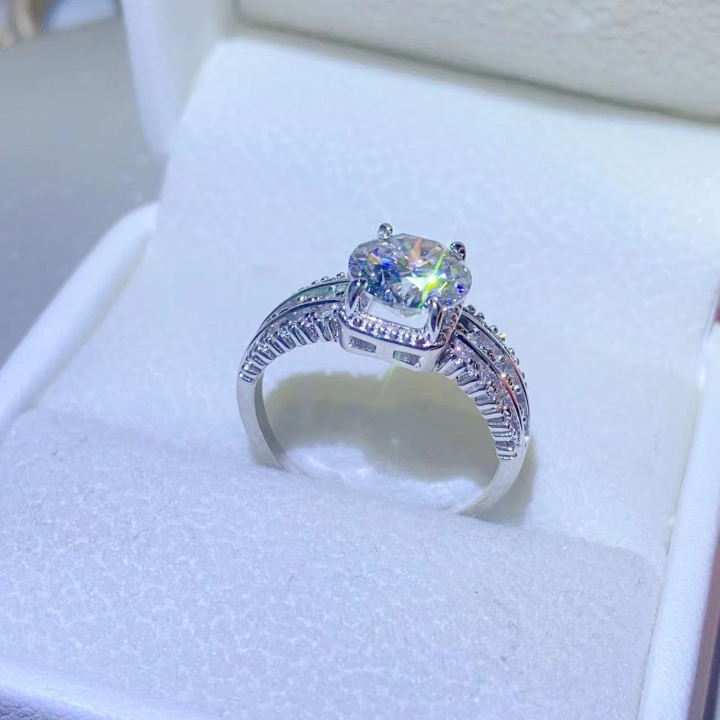 Liya 2 Carat Moissanite 925 Sterling Silver Ring