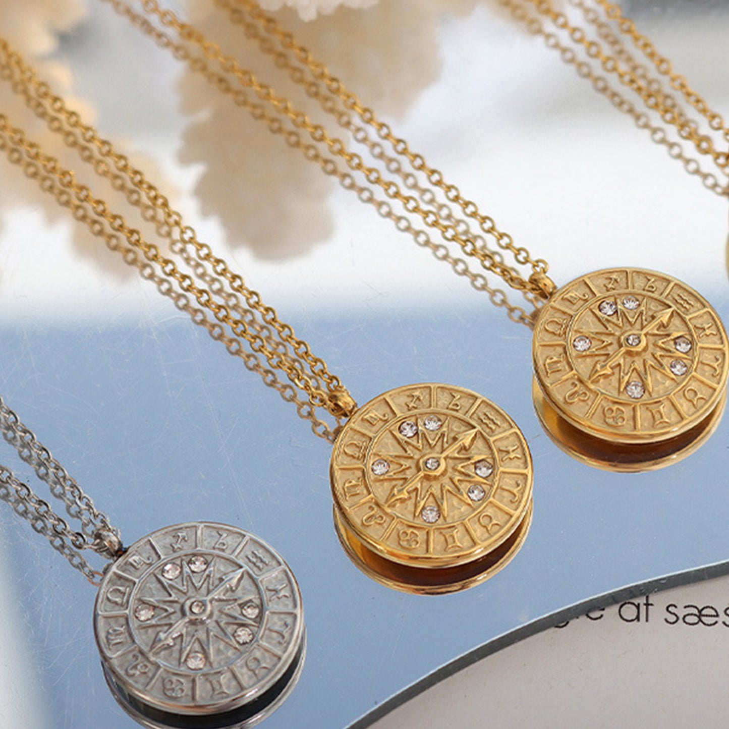 Timepiece Shape Necklace